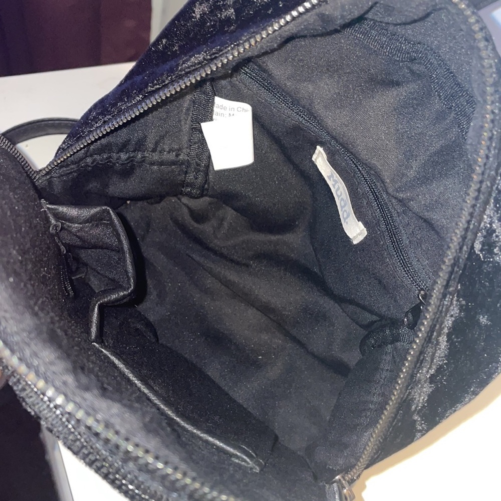 Mudd Mini Velvet Backpack - Picture 3 of 3